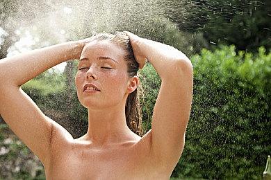 金属朋克类魂游戏《钢之崛起》延期 9月8日发售